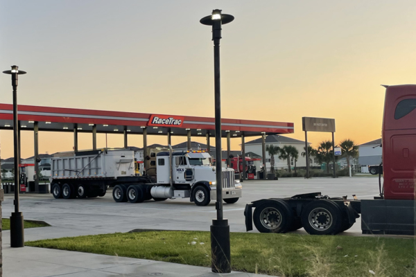 Trucking Trends and Their Impact on Truckstops